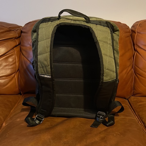 Green and black BACKPACK. - Picture 4 of 4